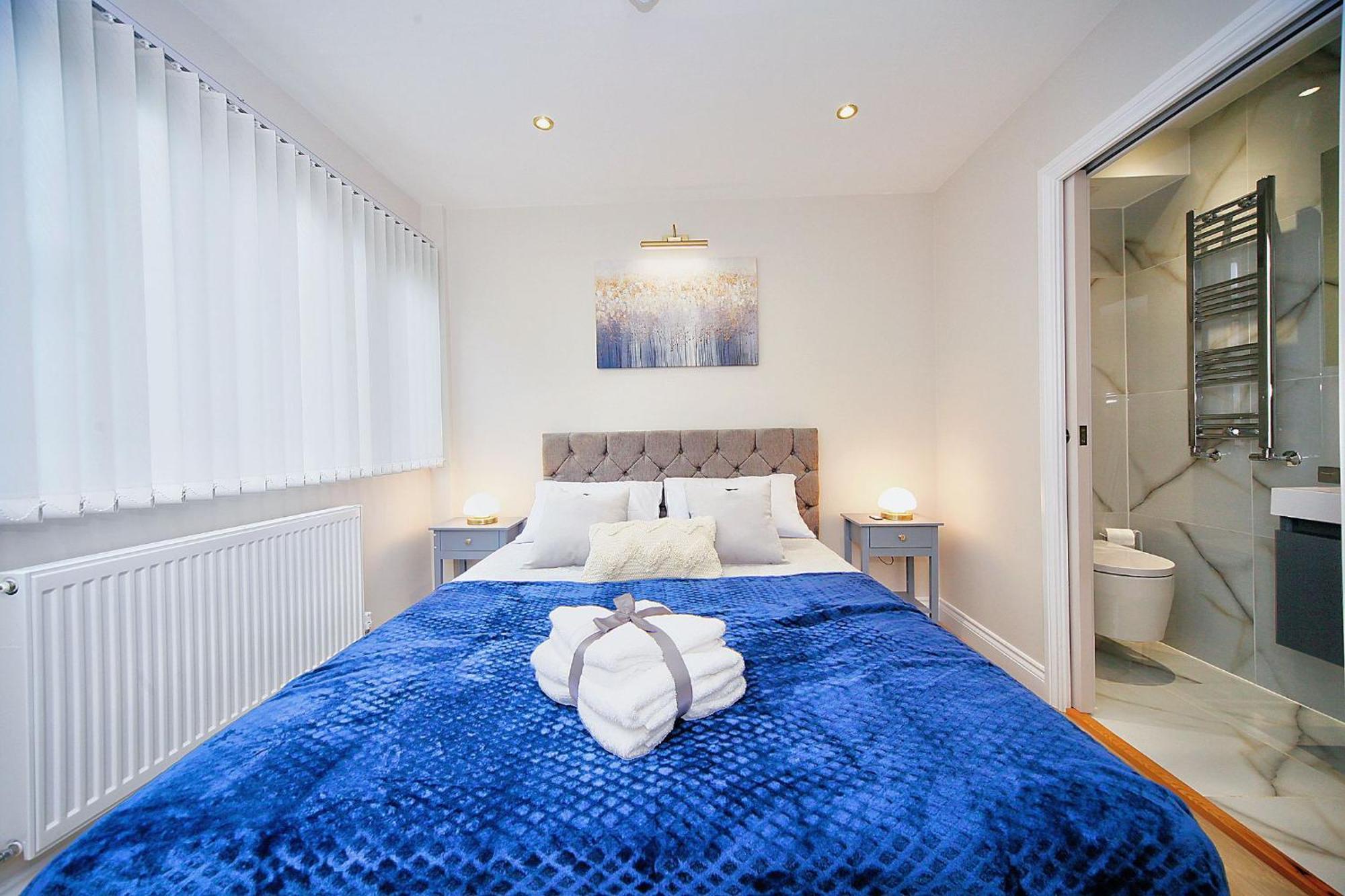 The Falcons Nest All Ensuite Self Check In And Out Luton Airport Exteriér fotografie